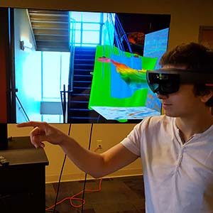 Gas-hololens-squared